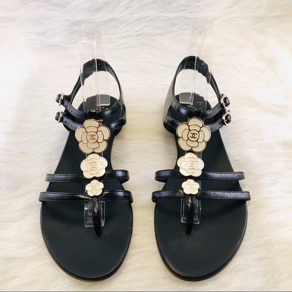 CHANEL Camellia Leather Thong Sandals Black - Picture 2 of 8